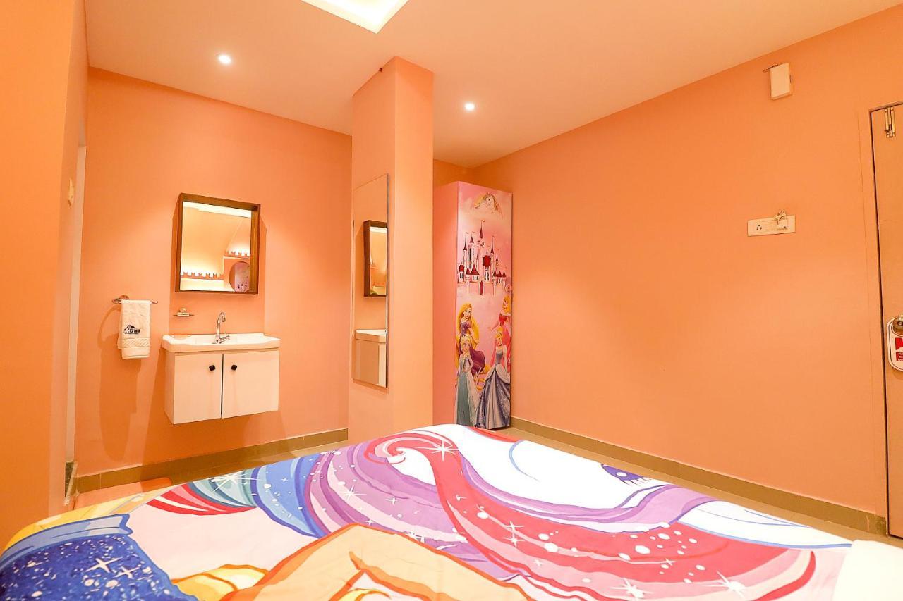 Hotel Greek Glory パンチガニ エクステリア 写真